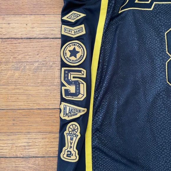 Nike Kobe Bryant Commemorative SnakeSkin Jersey Golden Edition Collectable Sz 48 - Picture 6 of 10